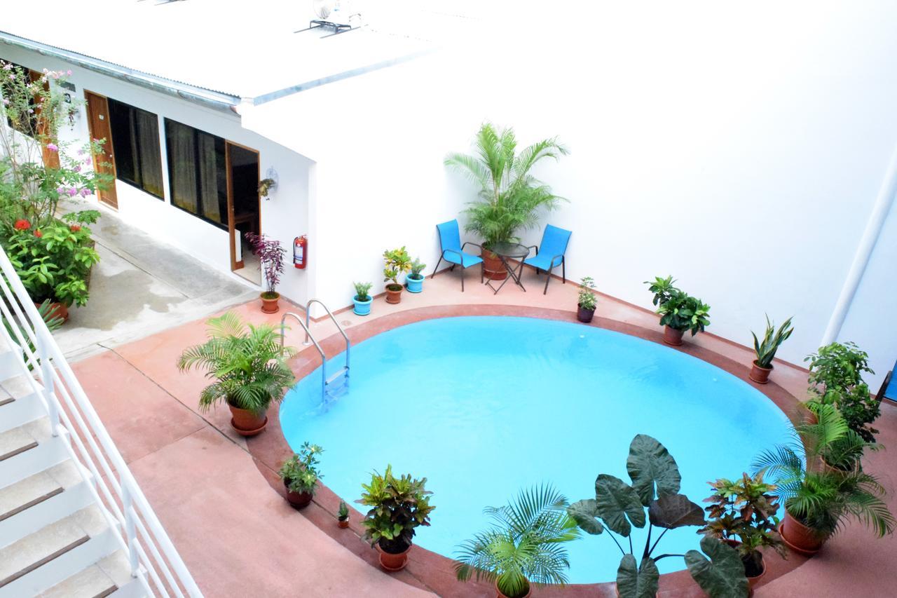 Hotel Jungle House Iquitos Bagian luar foto