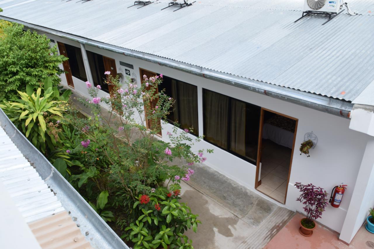 Hotel Jungle House Iquitos Bagian luar foto