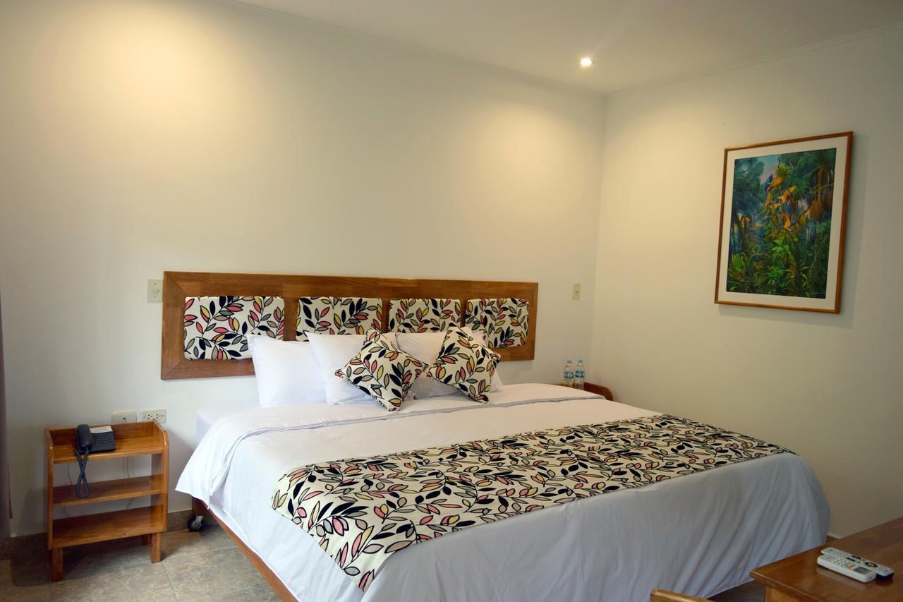 Hotel Jungle House Iquitos Bagian luar foto