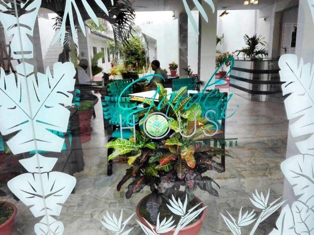 Hotel Jungle House Iquitos Bagian luar foto